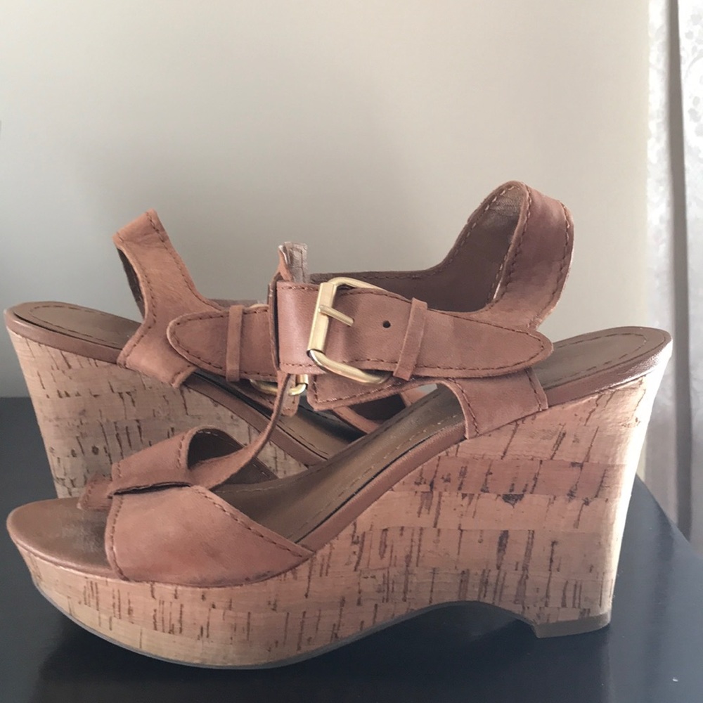 Franco Sarto Camel Platform Heeled Sandals Sz 6.5
